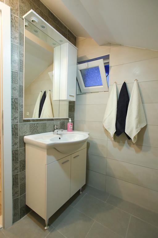 מוסטר Central Located Guest House מראה חיצוני תמונה